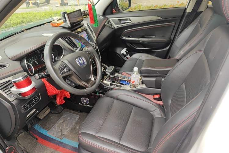 Used CHANGAN CS75 2017 Shangkui Edition 1.5T Automatic Fengxiang Model Left Front Seat