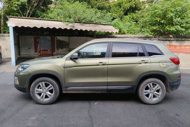 Used CHANGAN CS75 2017 Shangkui Edition 1.5T Manual Fengxiang Model Left Side