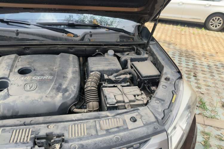 Used CHANGAN CS75 2017 Shangkui Edition 1.5T Automatic Sharp Model Engine Bay Left