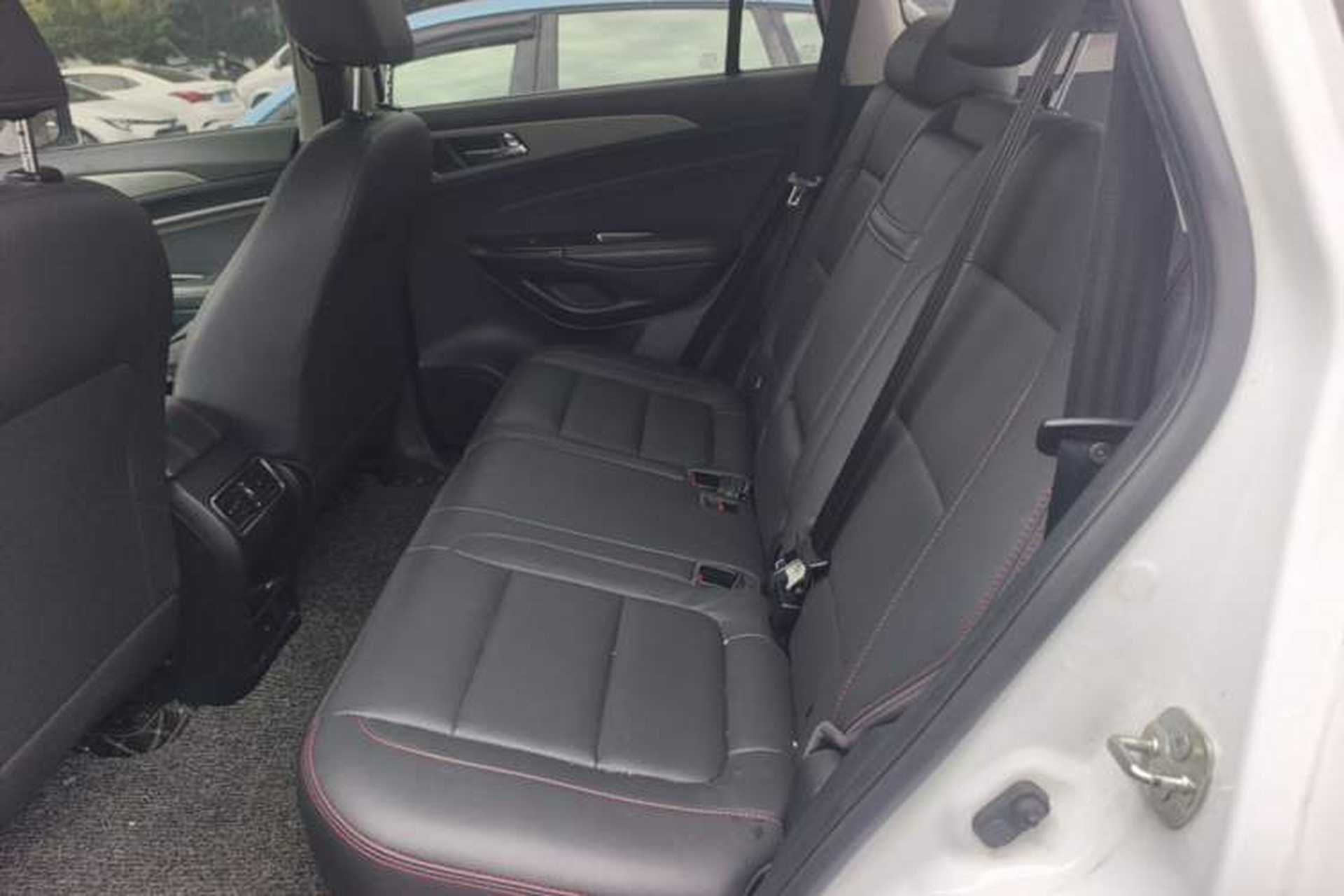 Used CHANGAN CS75 2017 Shangku Edition 1.5T Manual ZhiXiang Model Left Rear Seat