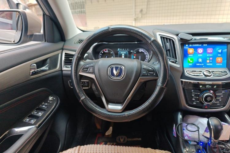 Used CHANGAN CS75 2017 Shangkui Edition 1.5T Automatic Fengxiang Model Steering Wheel