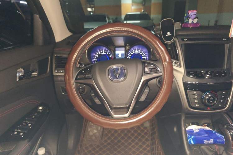Used CHANGAN CS75 2017 Shangku Edition 1.5T Manual ZhiXiang Model Steering Wheel