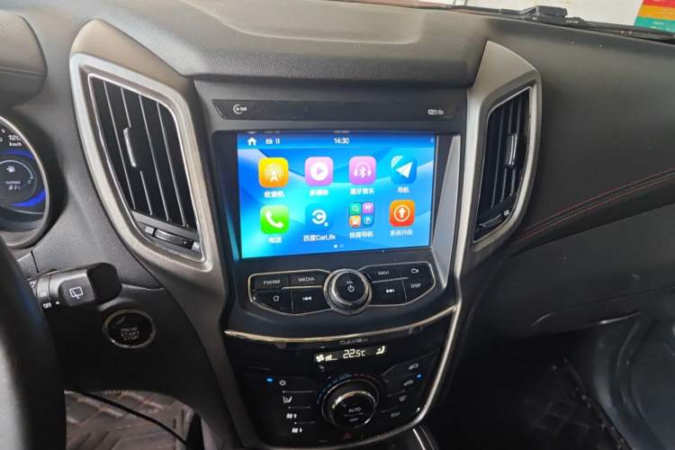 Used CHANGAN CS75 2017 Shangku Edition 1.5T Manual ZhiXiang Model Audio And AC Panel