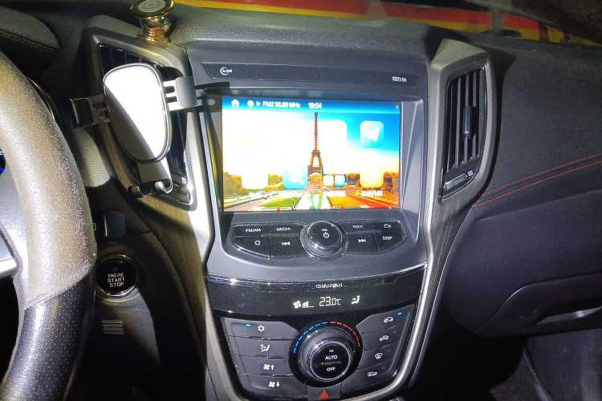 Used CHANGAN CS75 2017 Shangkui Edition 1.5T Automatic Fengyue Model Audio And AC Panel