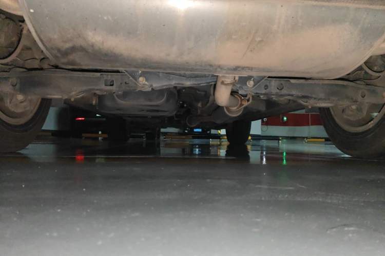 Used CHANGAN CS75 2017 Shangkui Edition 1.5T Automatic Fengxiang Model Chassis Rear