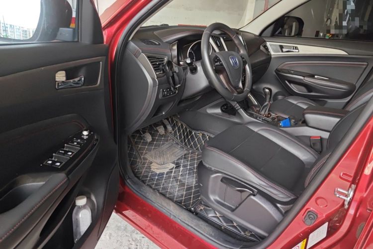 Used CHANGAN CS75 2017 Shangku Edition 1.5T Manual ZhiXiang Model Driver Seat