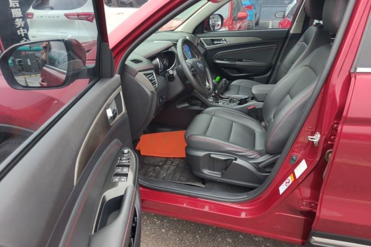 Used CHANGAN CS75 2017 Shangkui Edition 1.5T Automatic Fengxiang Model Driver Seat