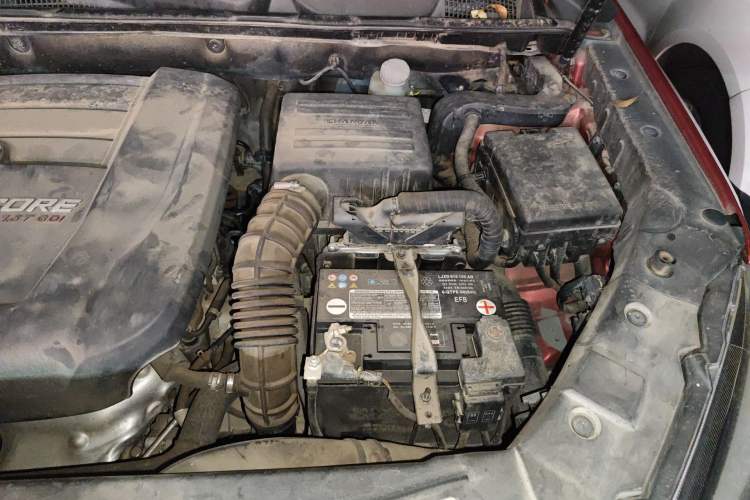 Used CHANGAN CS75 2017 Shangkui Edition 1.5T Manual Fengxiang Model Engine Bay Left