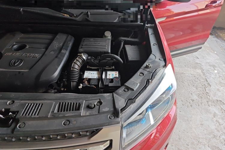 Used CHANGAN CS75 2017 Shangku Edition 1.5T Manual ZhiXiang Model Engine Bay Left