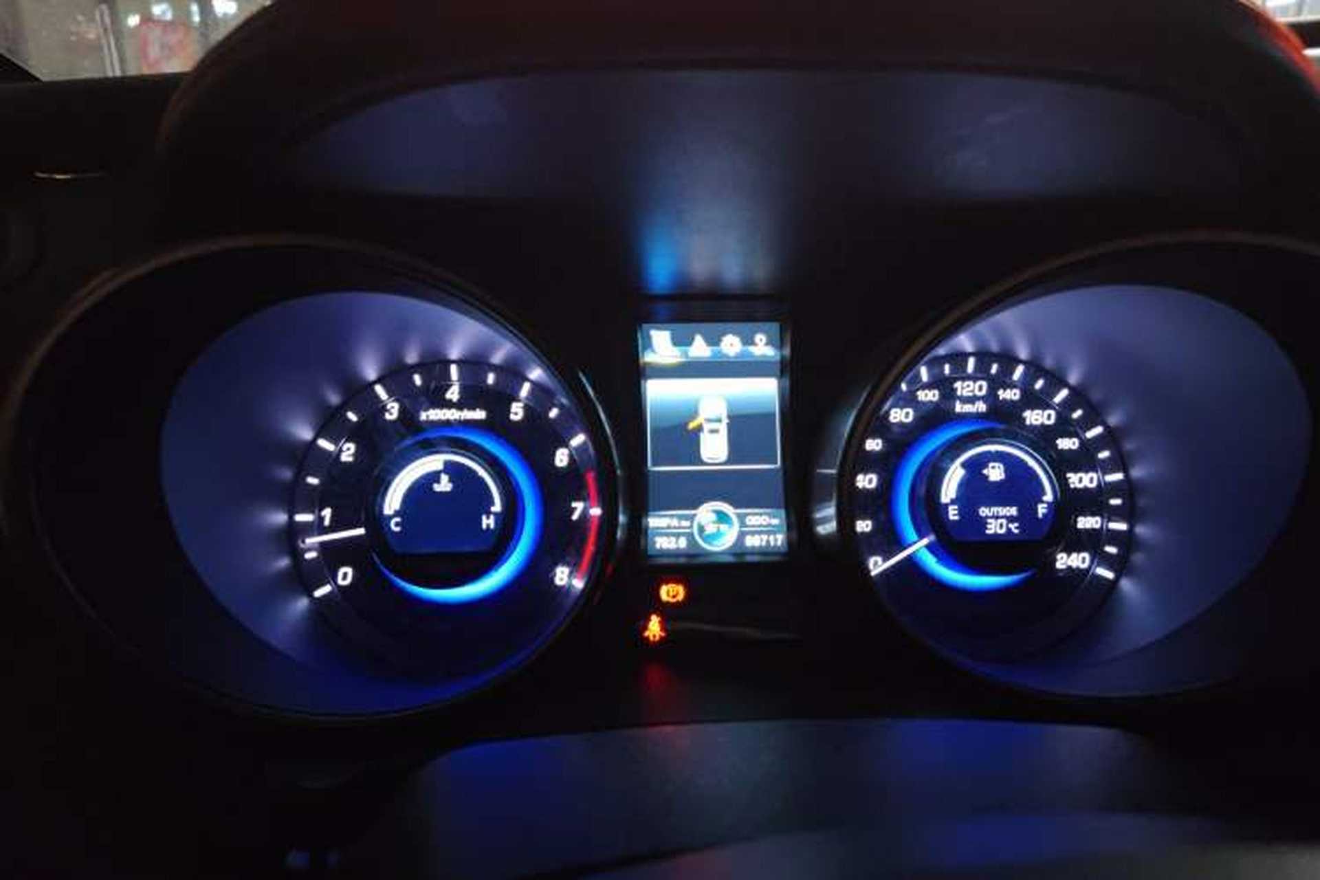 Used CHANGAN CS75 2017 Shangkui Edition 1.5T Manual Fengxiang Model Instrument Cluster