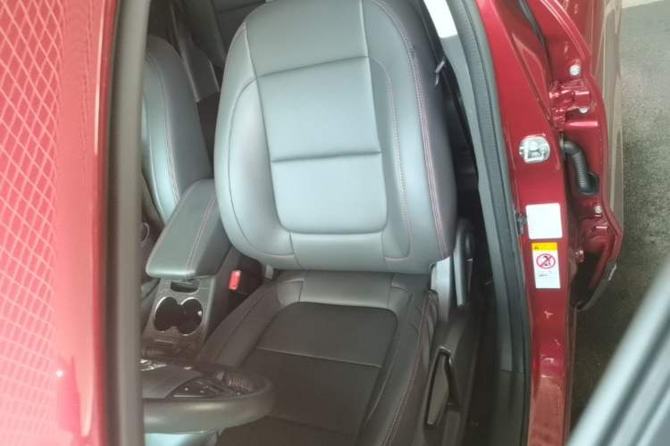 Used CHANGAN CS75 2017 Shangkui Edition 1.5T Manual Fengxiang Model Left Front Seat