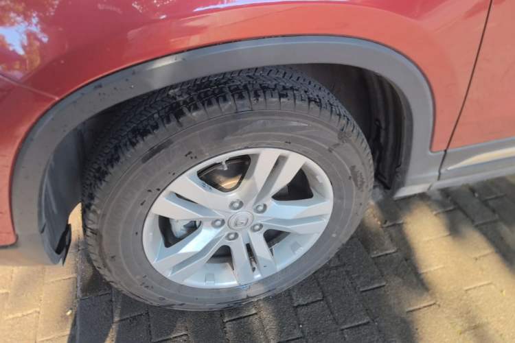 Used CHANGAN CS75 2017 Shangkui Edition 1.5T Automatic Sharp Model Left Front Wheel Hub