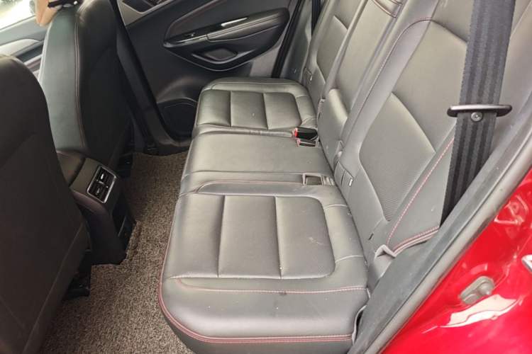 Used CHANGAN CS75 2017 Shangkui Edition 1.5T Automatic Fengxiang Model Left Rear Seat
