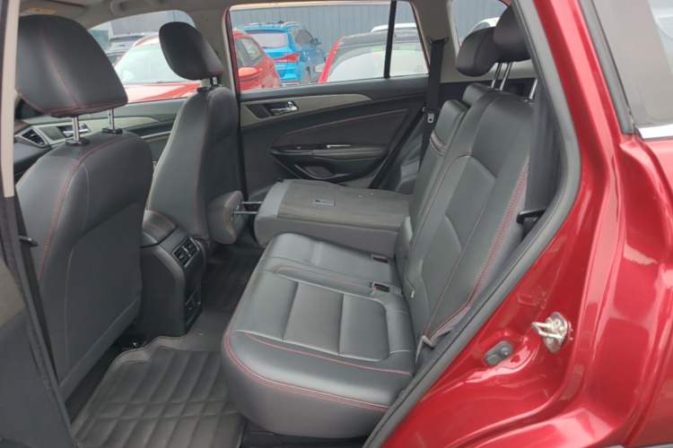 Used CHANGAN CS75 2017 Shangkui Edition 1.5T Automatic Fengxiang Model Left Rear Seat