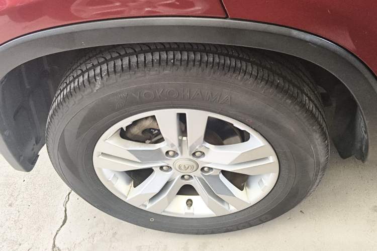 Used CHANGAN CS75 2017 Shangkui Edition 1.5T Automatic Sharp Model Right Rear Wheel Hub