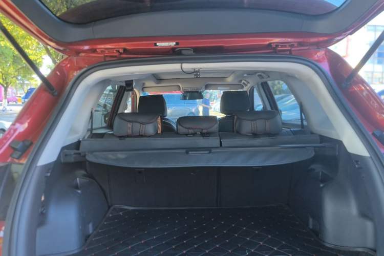 Used CHANGAN CS75 2017 Shangkui Edition 1.5T Automatic Sharp Model Trunk