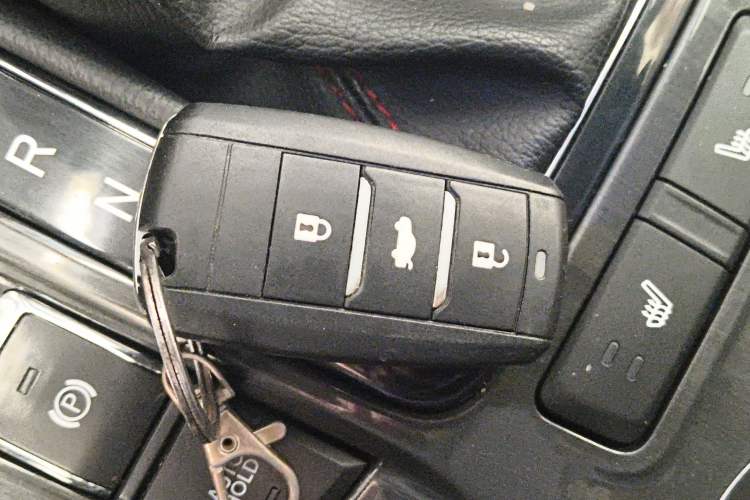 Used CHANGAN CS75 2017 Shangkui Edition 1.5T Automatic Sharp Model Vehicle Key