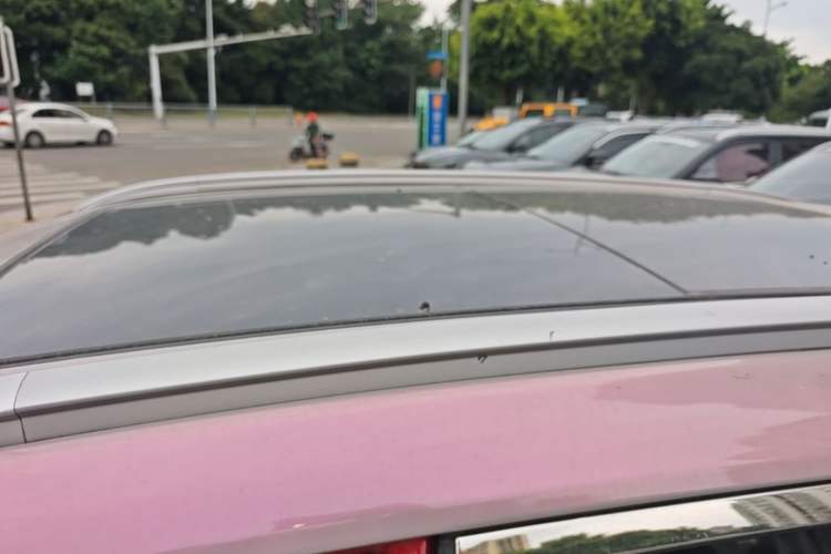 Used CHANGAN CS75 2017 Shangkui Edition 1.5T Automatic Fengxiang Model Roof