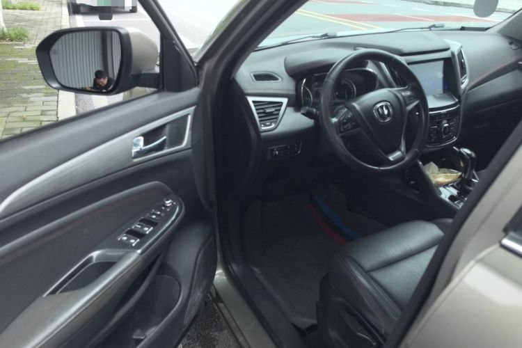 Used CHANGAN CS75 2017 Shangkui Edition 1.5T Automatic Fengxiang Model Driver Seat