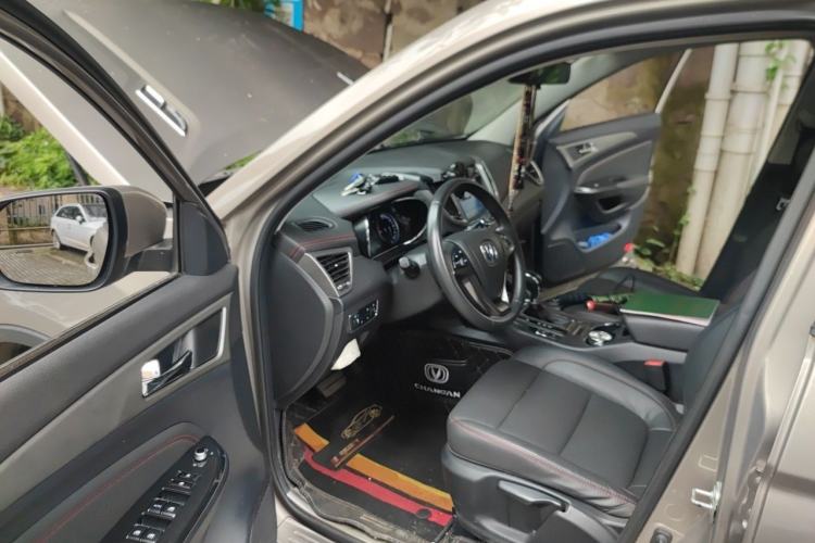 Used CHANGAN CS75 2017 Shangkui Edition 1.5T Automatic Fengxiang Model Driver Seat
