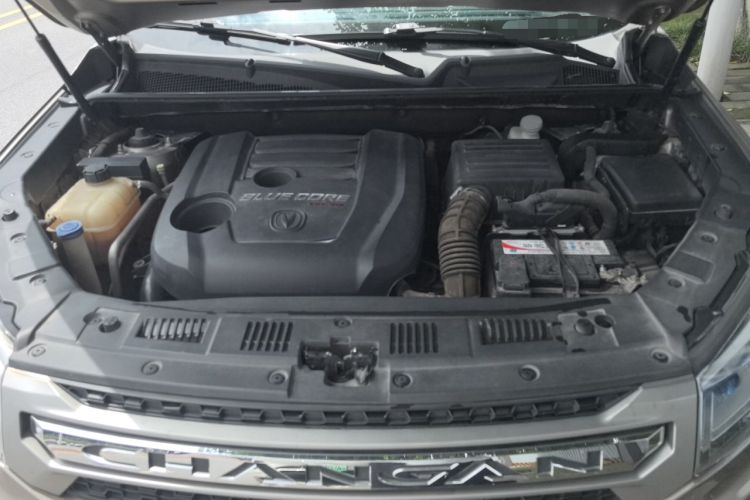 Used CHANGAN CS75 2017 Shangkui Edition 1.5T Automatic Fengxiang Model Engine Bay
