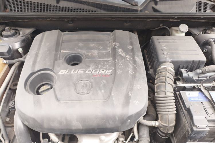 Used CHANGAN CS75 2017 Shangkui Edition 1.5T Automatic Fengxiang Model Engine Bay