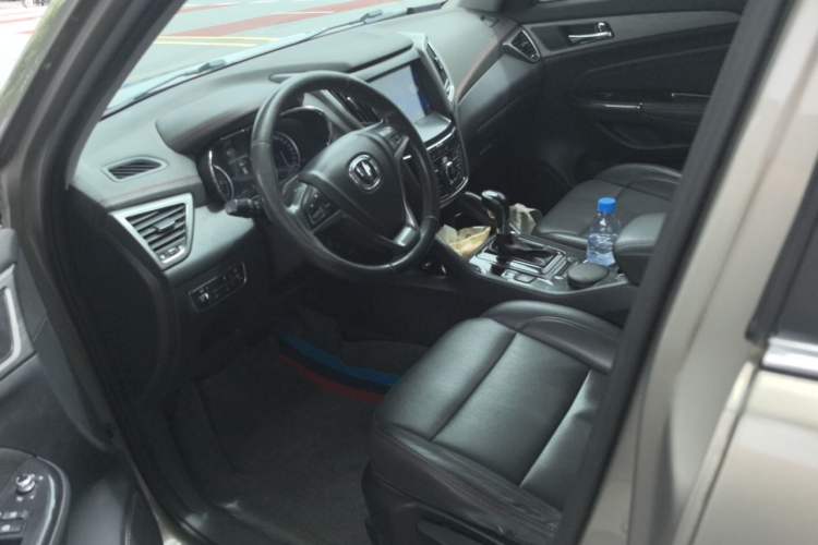 Used CHANGAN CS75 2017 Shangkui Edition 1.5T Automatic Fengxiang Model Left Front Seat