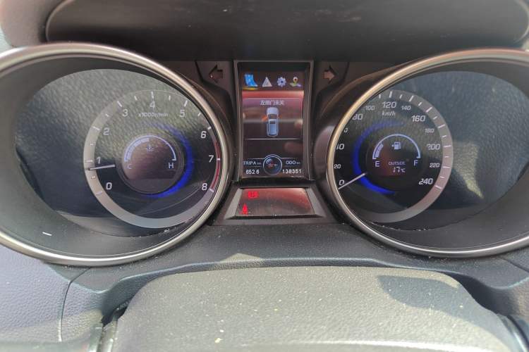 Used CHANGAN CS75 2017 Shangku Edition 1.5T Manual ZhiXiang Model Odometer Close Up