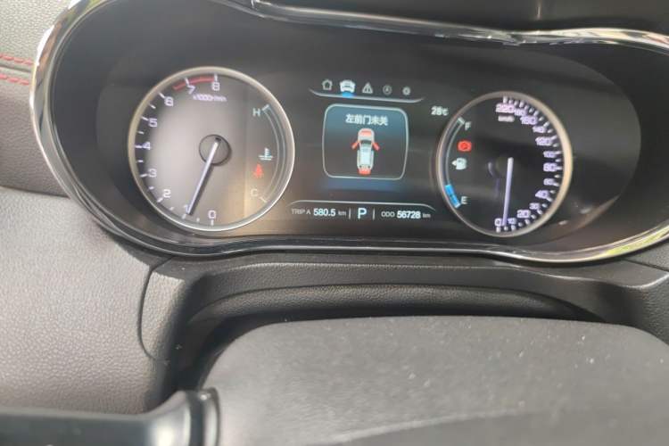 Used CHANGAN CS75 2017 Shangkui Edition 1.5T Automatic Fengxiang Model Odometer Close Up
