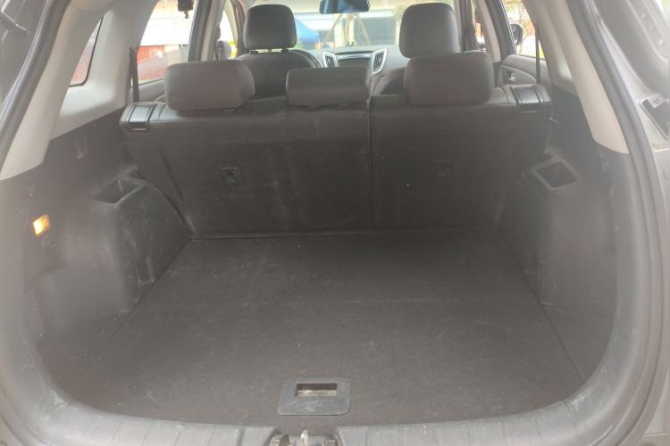 Used CHANGAN CS75 2017 Shangkui Edition 1.5T Automatic Fengxiang Model Trunk