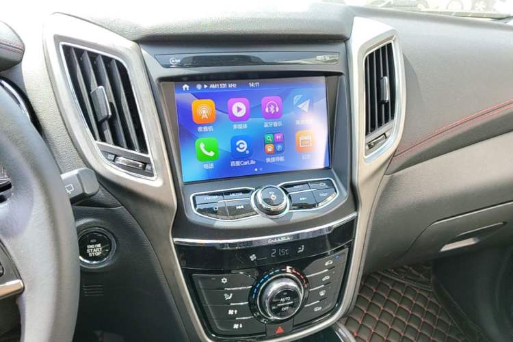 Used CHANGAN CS75 2017 Shangkui Edition 1.5T Automatic Fengyue Model Audio And AC Panel