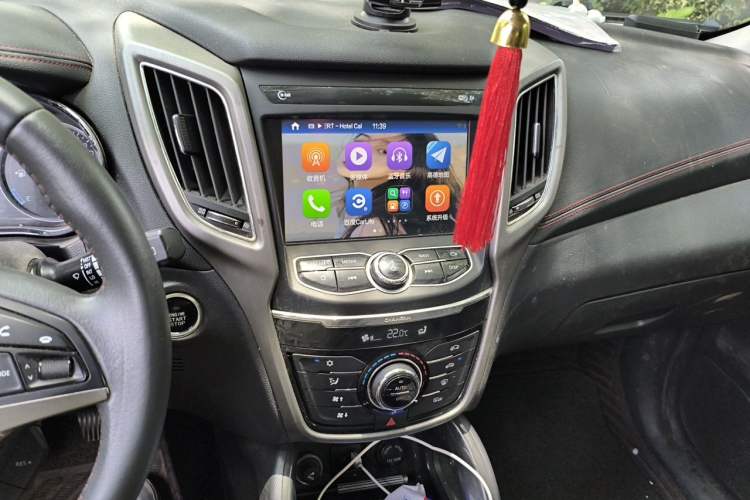 Used CHANGAN CS75 2017 Shangku Edition 1.5T Manual ZhiXiang Model Audio And AC Panel