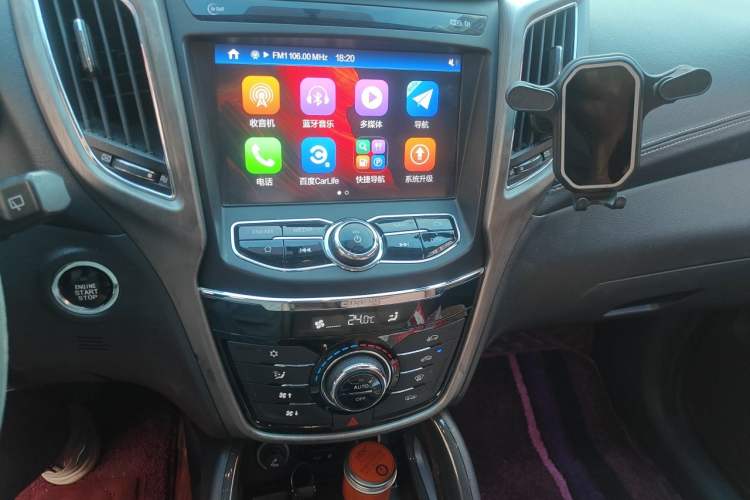 Used CHANGAN CS75 2017 Shangku Edition 1.5T Manual ZhiXiang Model Audio And AC Panel