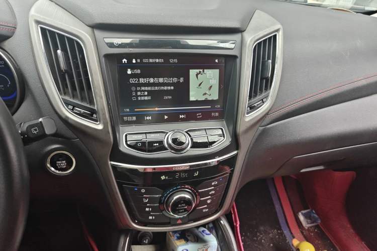 Used CHANGAN CS75 2017 Shangkui Edition 1.5T Automatic Fengyue Model Audio And AC Panel