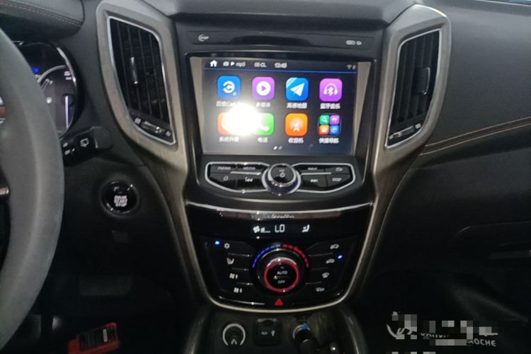 Used CHANGAN CS75 2017 Shangkui Edition 1.8T Automatic All-Wheel-Drive Elite Model Audio And AC Panel