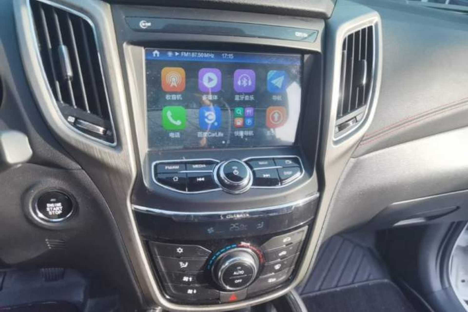 Used CHANGAN CS75 2017 Shangku Edition 1.5T Manual ZhiXiang Model Audio And AC Panel