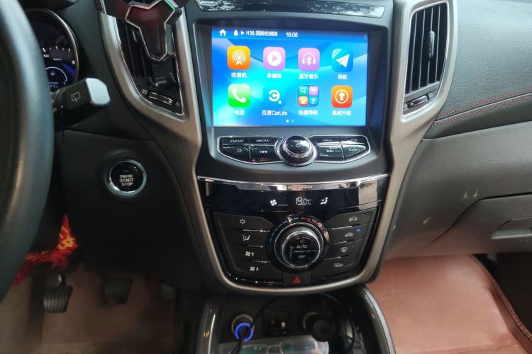 Used CHANGAN CS75 2017 Shangkui Edition 1.5T Manual Fengxiang Model Audio And AC Panel