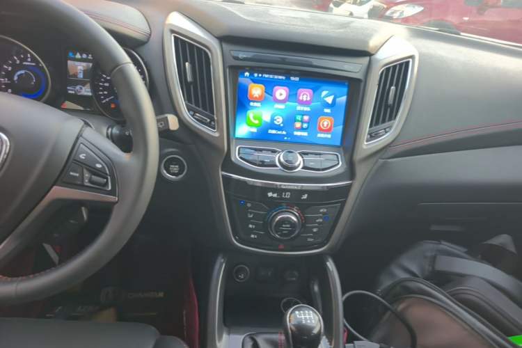 Used CHANGAN CS75 2017 Shangku Edition 1.5T Manual ZhiXiang Model Audio And AC Panel