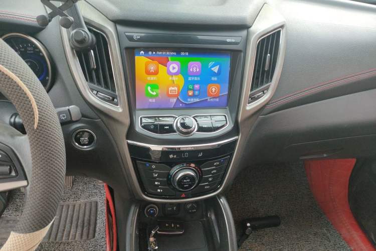 Used CHANGAN CS75 2017 Shangkui Edition 1.5T Manual Fengxiang Model Audio And AC Panel