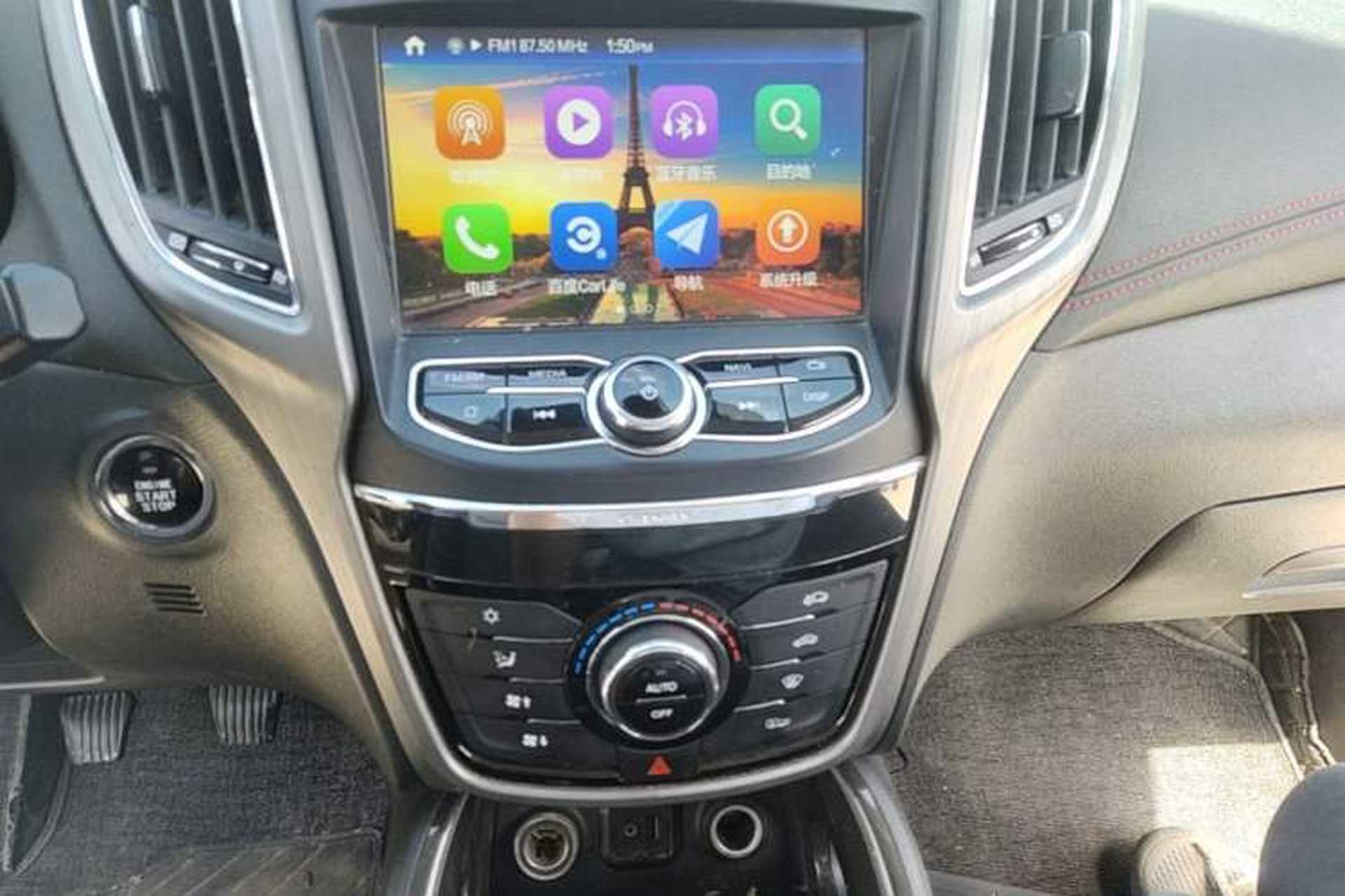 Used CHANGAN CS75 2017 Shangkui Edition 1.5T Manual Fengxiang Model Audio And AC Panel