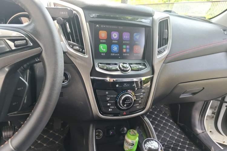 Used CHANGAN CS75 2017 Shangkui Edition 1.5T Manual Fengxiang Model Audio And AC Panel