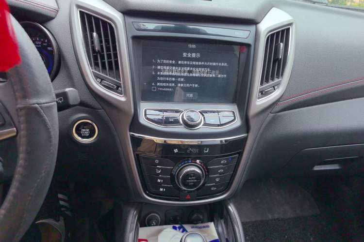 Used CHANGAN CS75 2017 Shangkui Edition 1.5T Automatic Fengyue Model Audio And AC Panel