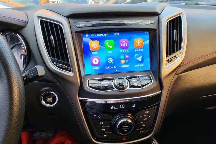 Used CHANGAN CS75 2017 Shangkui Edition 1.5T Automatic Fengxiang Model Audio And AC Panel