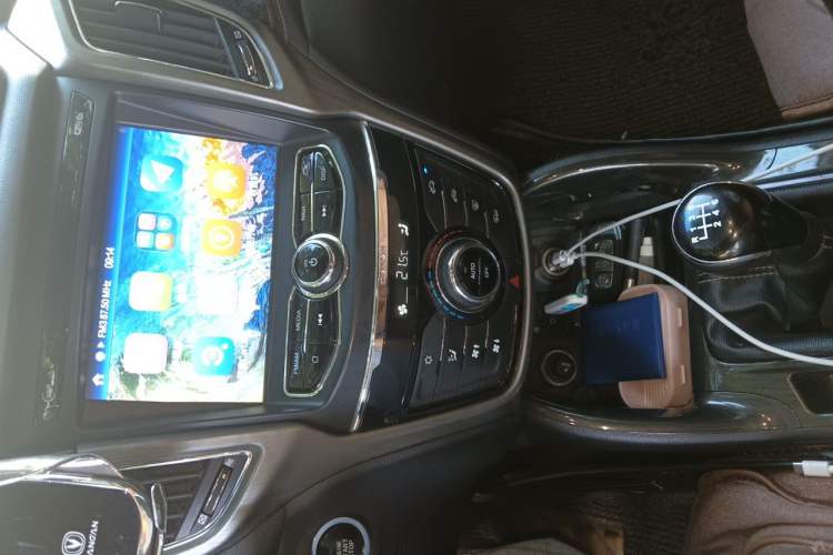 Used CHANGAN CS75 2017 Shangku Edition 1.5T Manual ZhiXiang Model Audio And AC Panel
