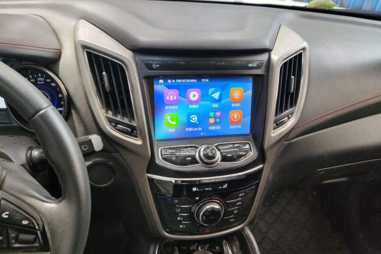 Used CHANGAN CS75 2017 Shangkui Edition 1.5T Manual Enjoyment Model Audio And AC Panel