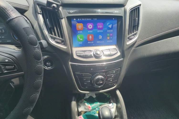 Used CHANGAN CS75 2017 Shangkui Edition 1.5T Automatic Sharp Model Audio And AC Panel