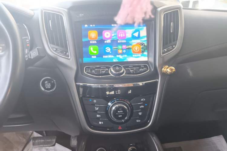 Used CHANGAN CS75 2017 Shangkui Edition 1.5T Automatic Fengyue Model Audio And AC Panel