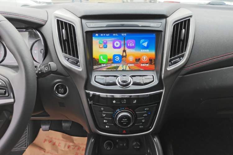 Used CHANGAN CS75 2017 Shangku Edition 1.5T Manual ZhiXiang Model Audio And AC Panel