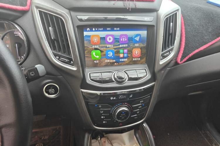 Used CHANGAN CS75 2017 Shangkui Edition 1.5T Automatic Fengxiang Model Audio And AC Panel