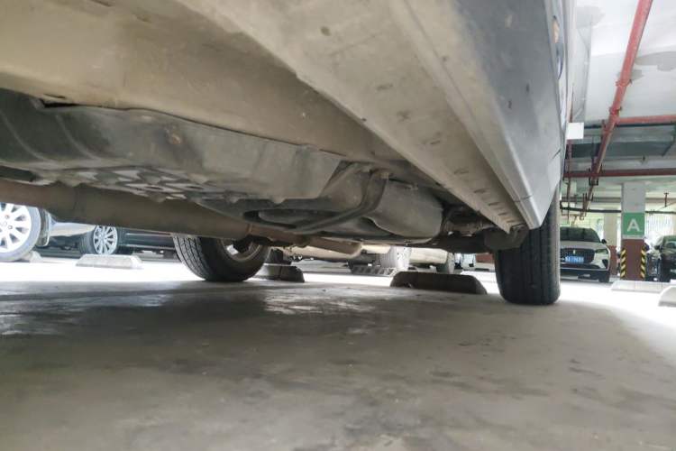 Used CHANGAN CS75 2017 Shangku Edition 1.5T Manual ZhiXiang Model Chassis Front Left